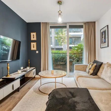 ロンドンChelsea Chic: An Upscale And Modern Flatアパートメント エクステリア 写真